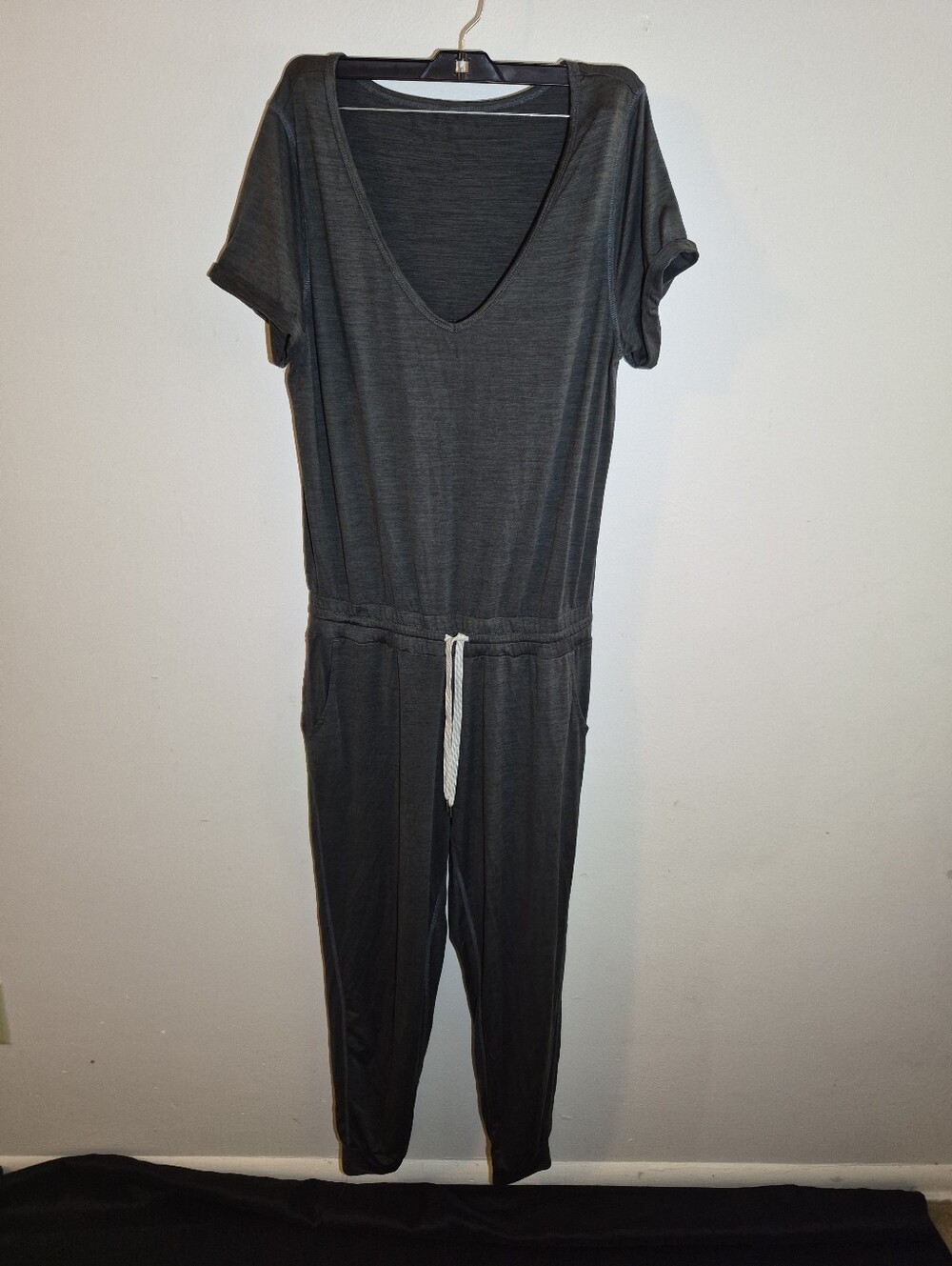 L) Vouri Charcoal Heathered All Day Jumpsuit
